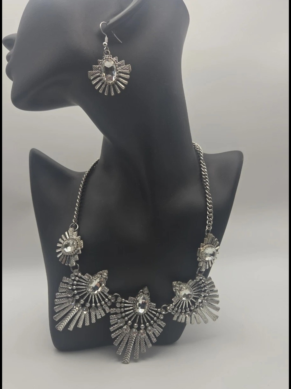 Vintage Silver Tone Art Deco Rhinestone Bib Statement Necklace With Earring